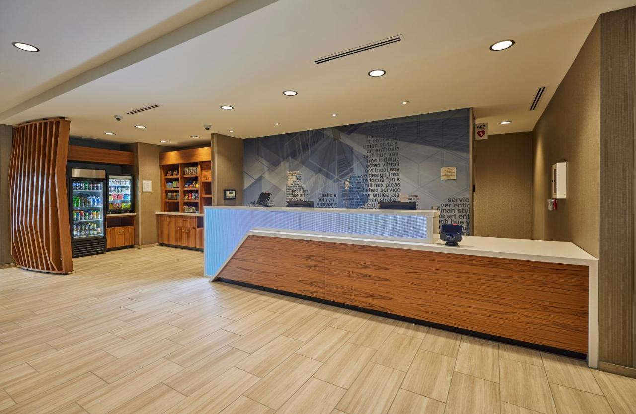 Springhill By Marriott Airport Hotel Medford