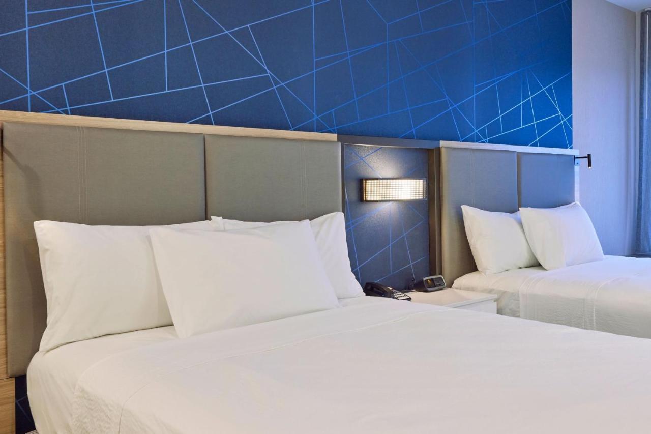 Springhill By Marriott Airport 2*